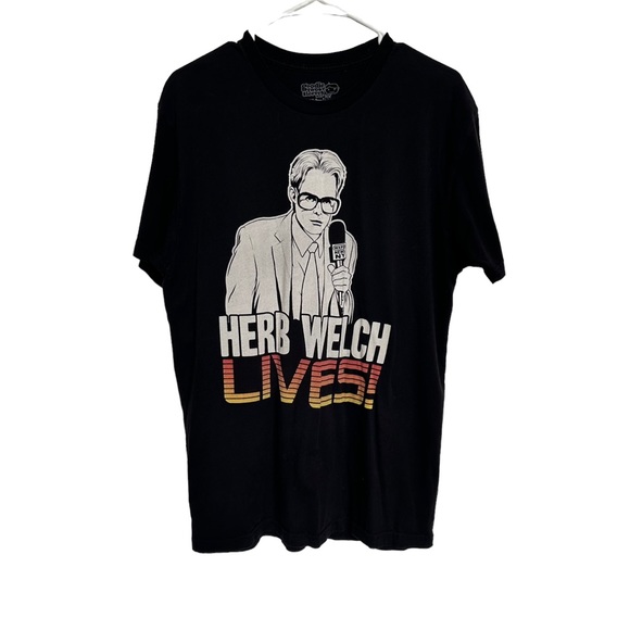 Men’s Goodie Two Sleeves for NBCUniversal Black Graphic T-Shirt Size Large - Picture 1 of 8